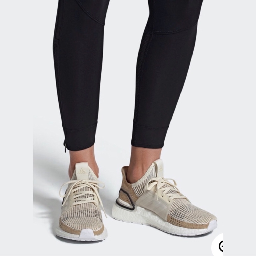 Women’s Ultraboost 19